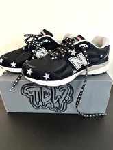 Load image into Gallery viewer, Preschool NB 990V3 Stars Black